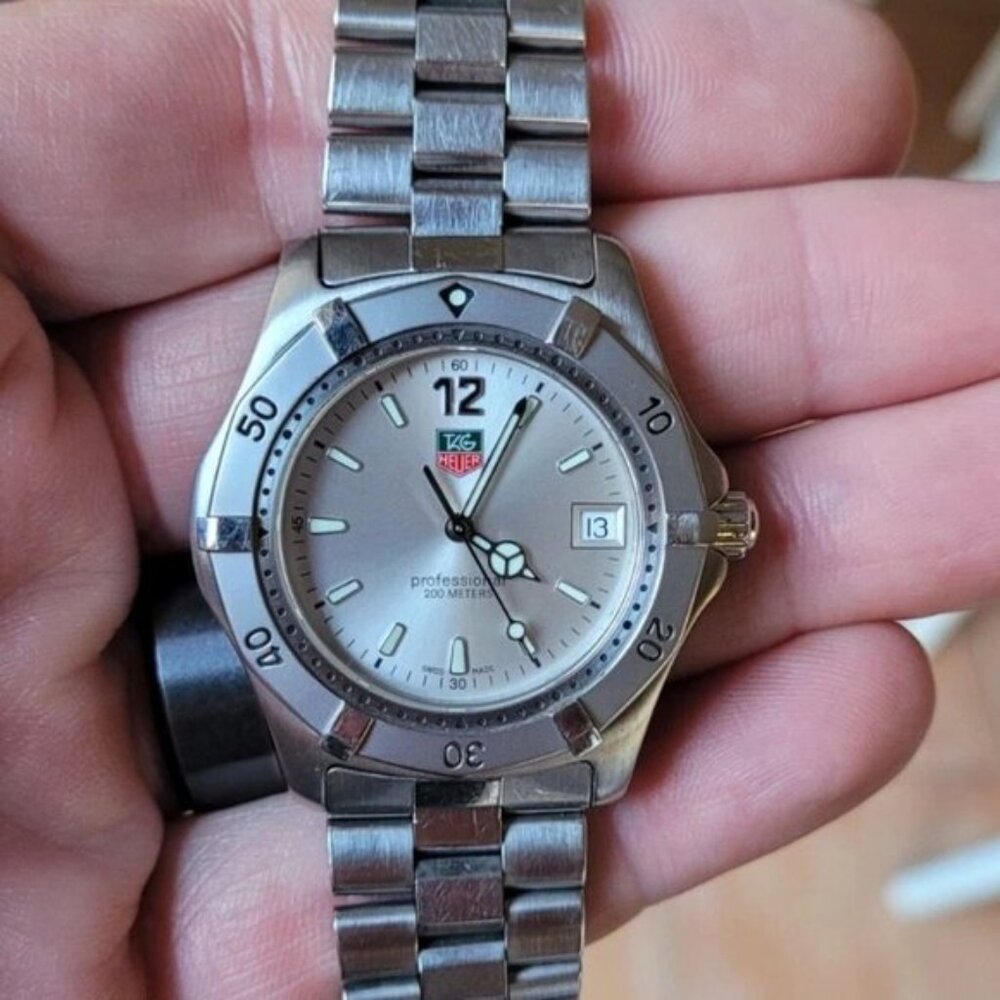 Tag Heuer WK1112.BA0311 Mens 2000 Series Professional Quartz Watch Silver BA0317